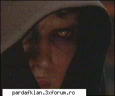 filme grave clar vazut ultima parte din star wars (adica zic??!!?? mi-a placut pic pot zic mai mult THE ONE