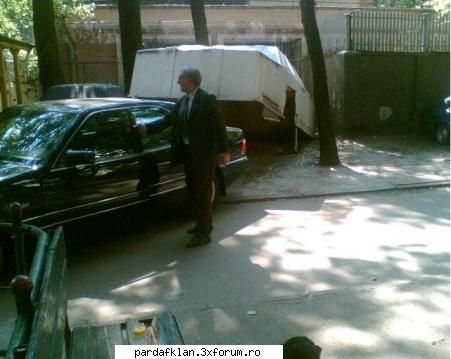 oamenii bani masinile lor .... The GodFather