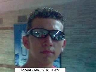 poze voi nasta decz zeul tau?e ala din dreapta sau kenvelo mai jos matrixul tau